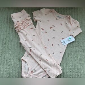 Carter’s Pink 24M Girls set New!